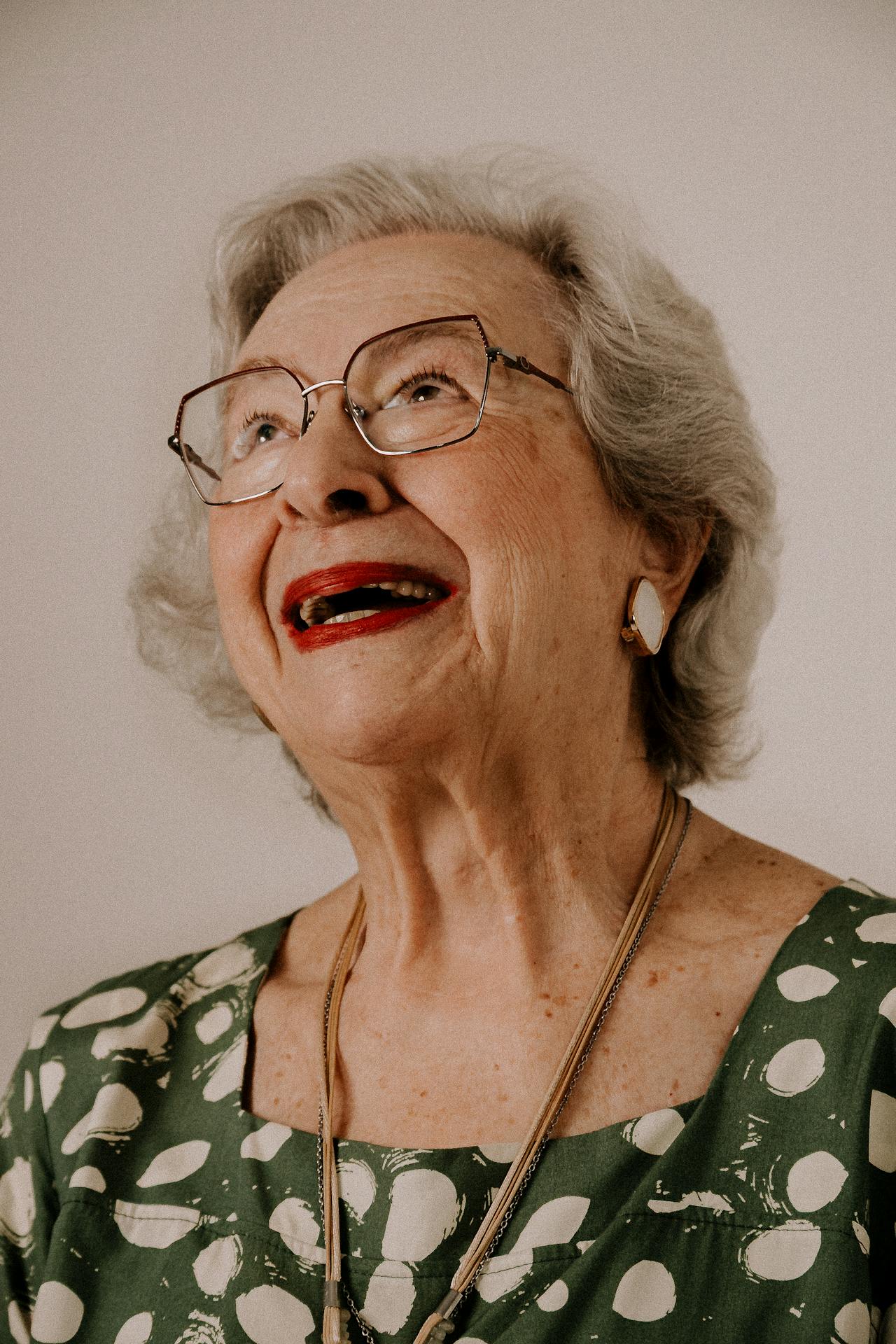 personneâgéeheureuse